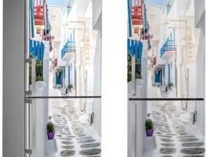 Όμορφo στενάκι με λευκά σπίτια στη Μύκονο, Πόλεις – Ταξίδια, Αυτοκόλλητα ψυγείου, 50 x 85 εκ.